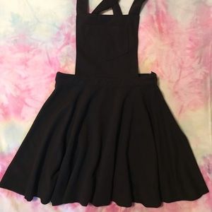 🙀 Black Overall style School Girl Skirt With front pocket 🤓